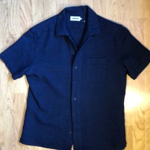 Taylor Stitch casual short sleeve button